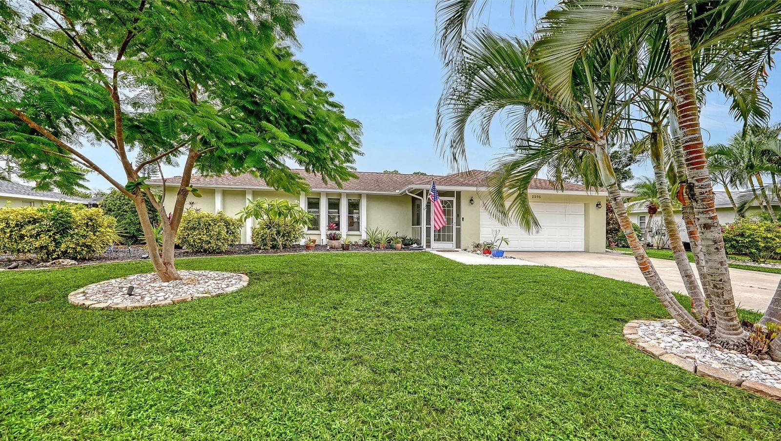 Exterior Front - 2295 PINE VIEW CIR, SARASOTA