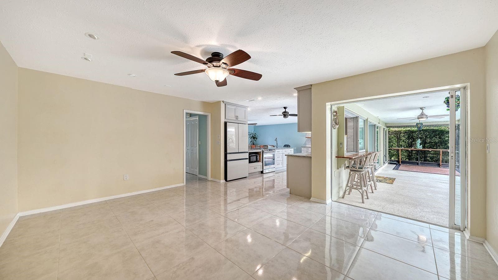 Dining or Family Room - 2295 PINE VIEW CIR, SARASOTA