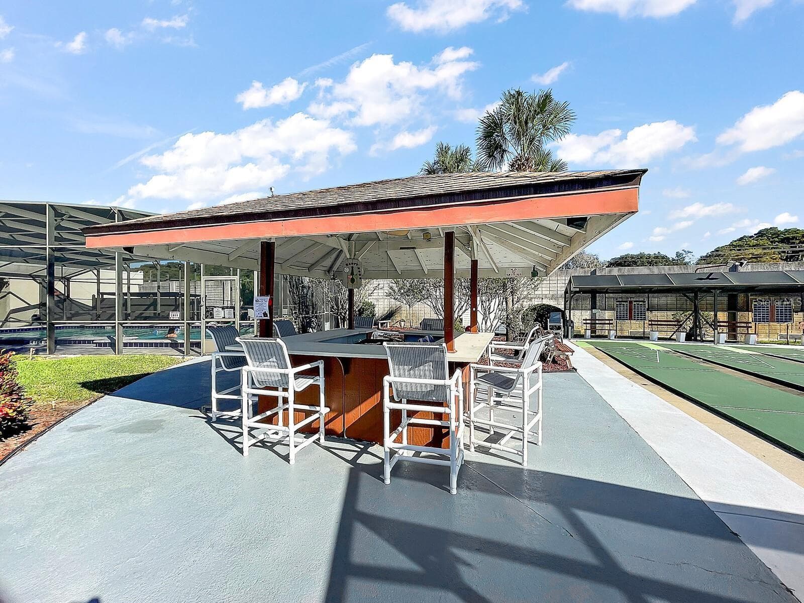 Tiki Bar - 2417 VINDALE RD, TAVARES