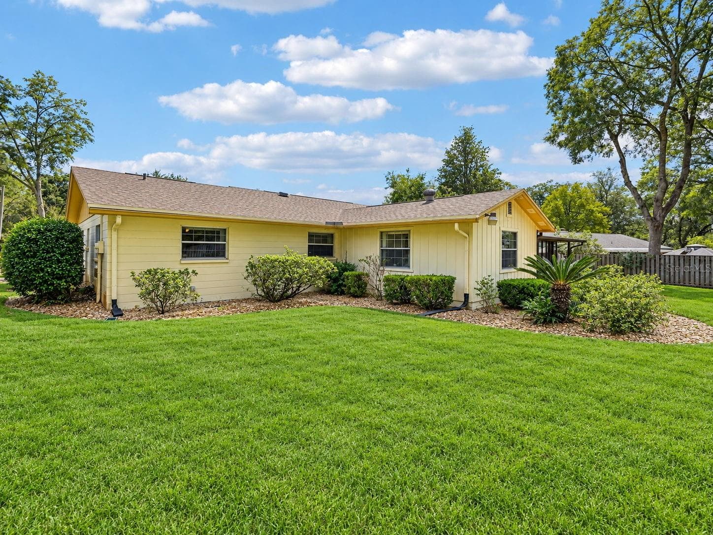 Single Family Residence at 1212 NW 39TH ST, GAINESVILLE, photo 21 of 24