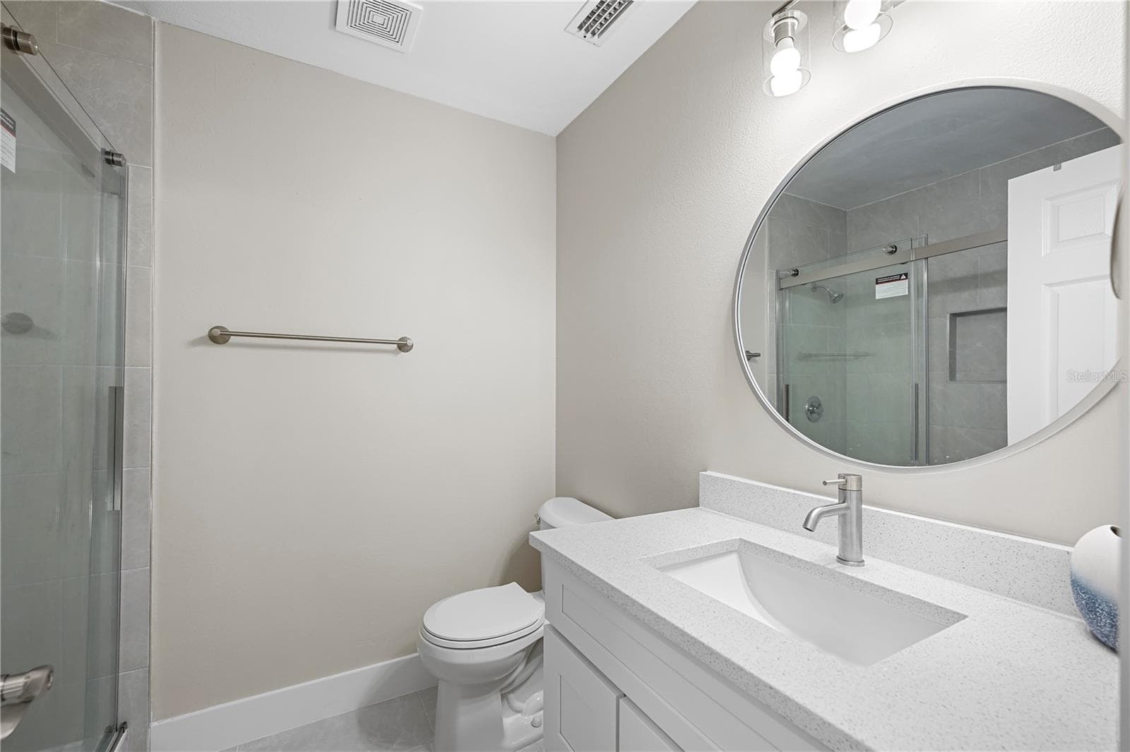 bathroom 3 - 4270 INDIAN RIVER DR, COCOA