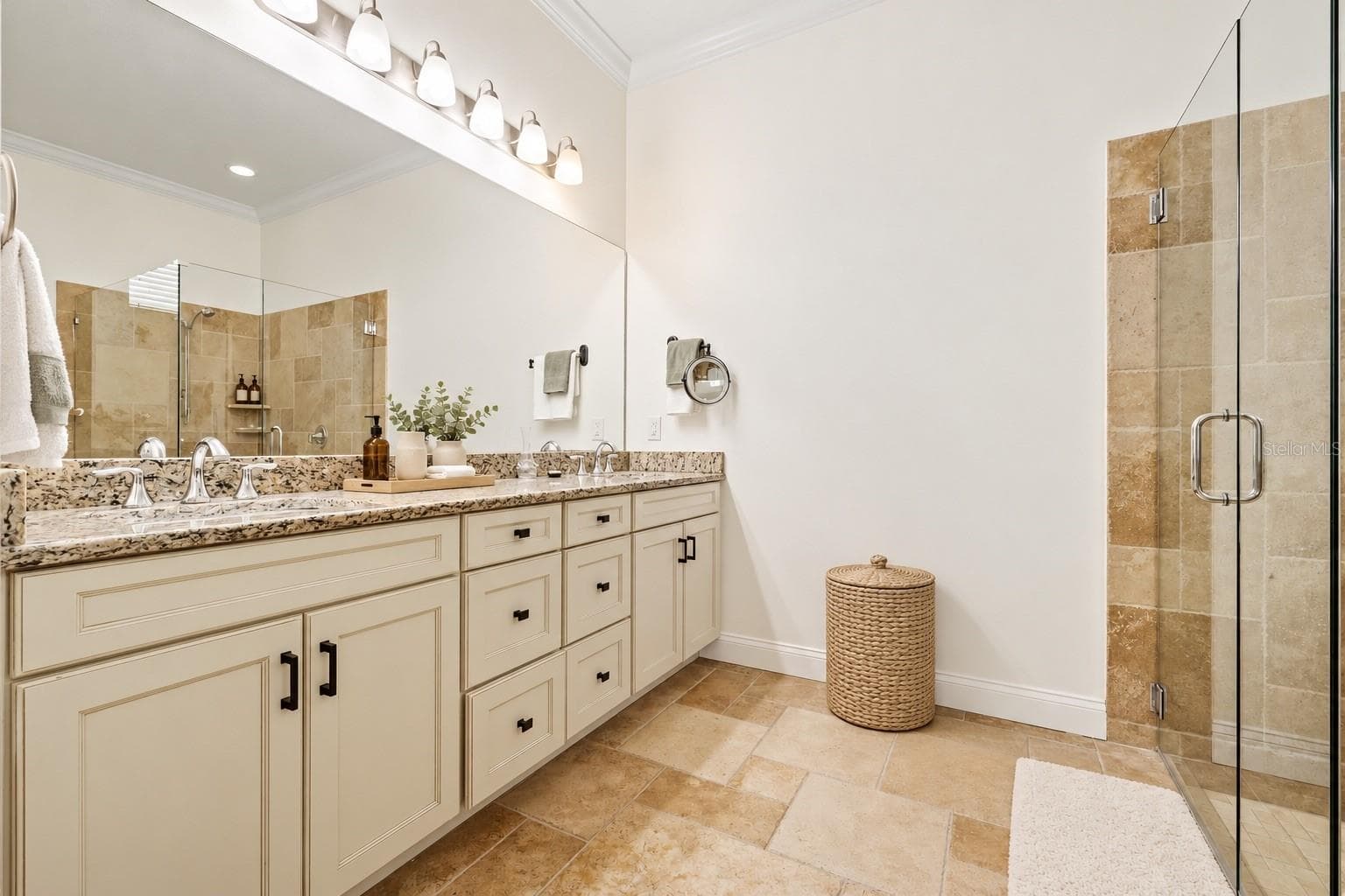 Primary Bath - 2712 W GRAY ST, TAMPA