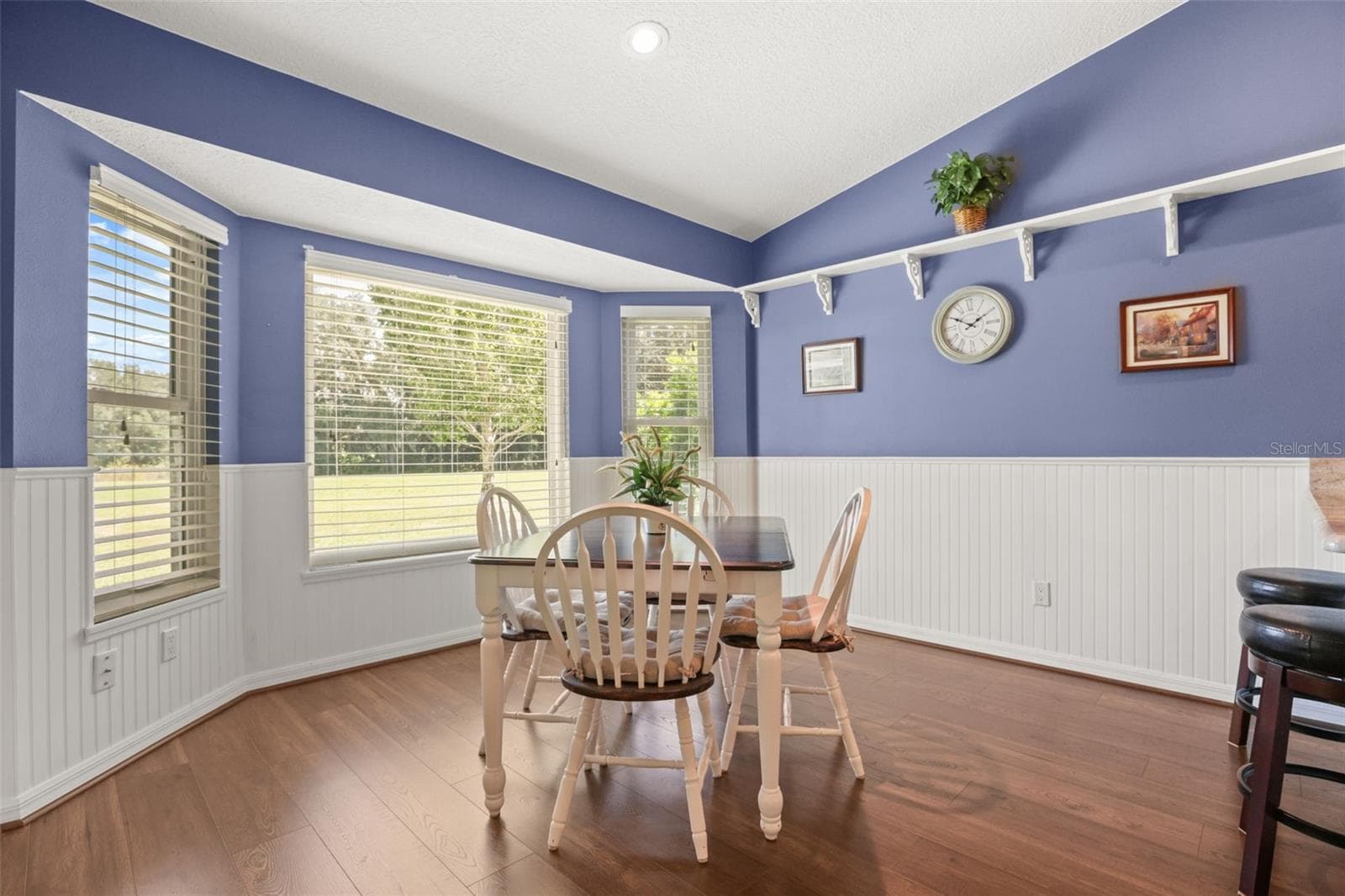 Single Family Residence at 4704 RIVER RIDGE DR, LEESBURG, photo 13 of 47
