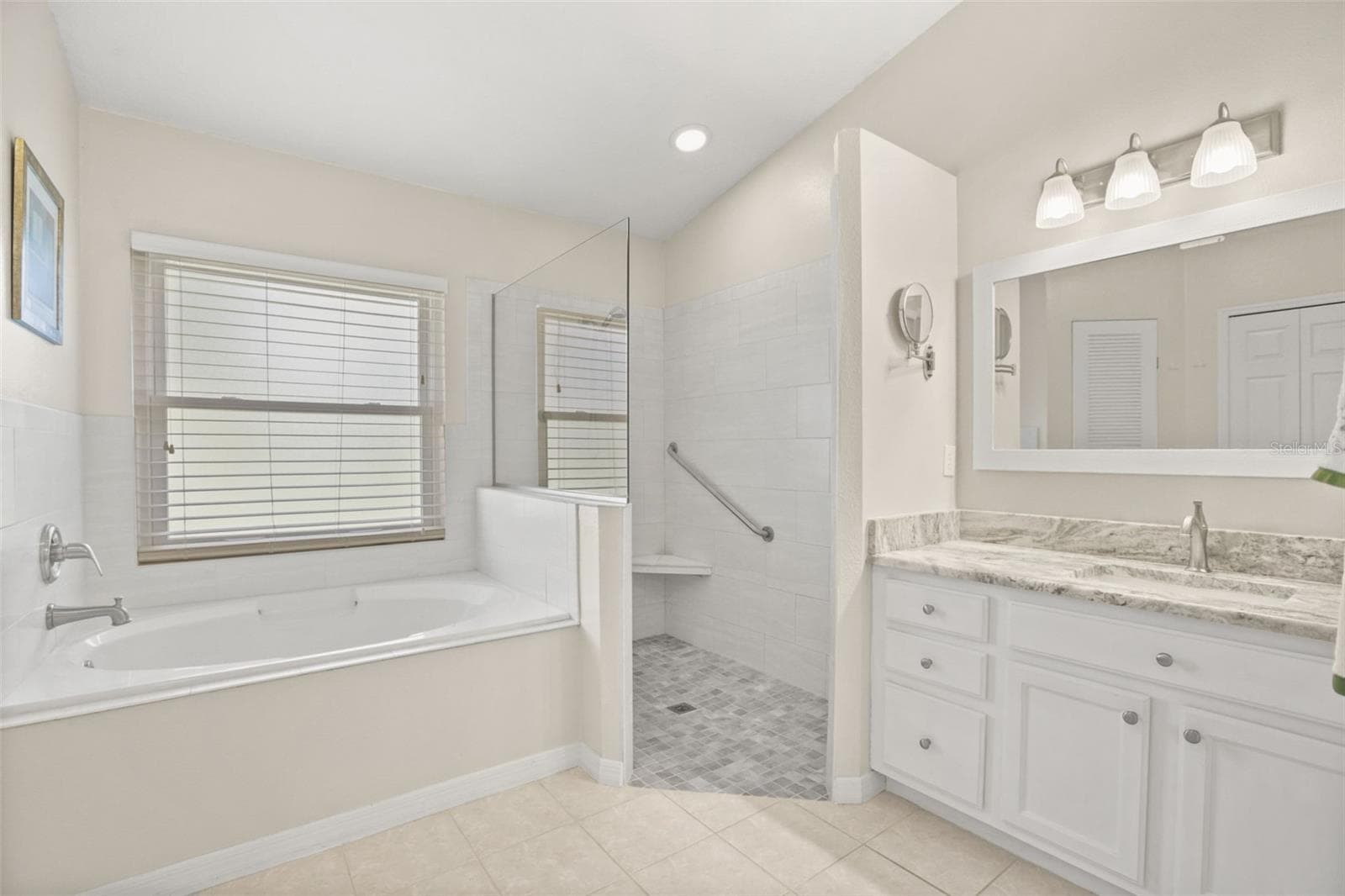 Primary ensuite - 4704 RIVER RIDGE DR, LEESBURG