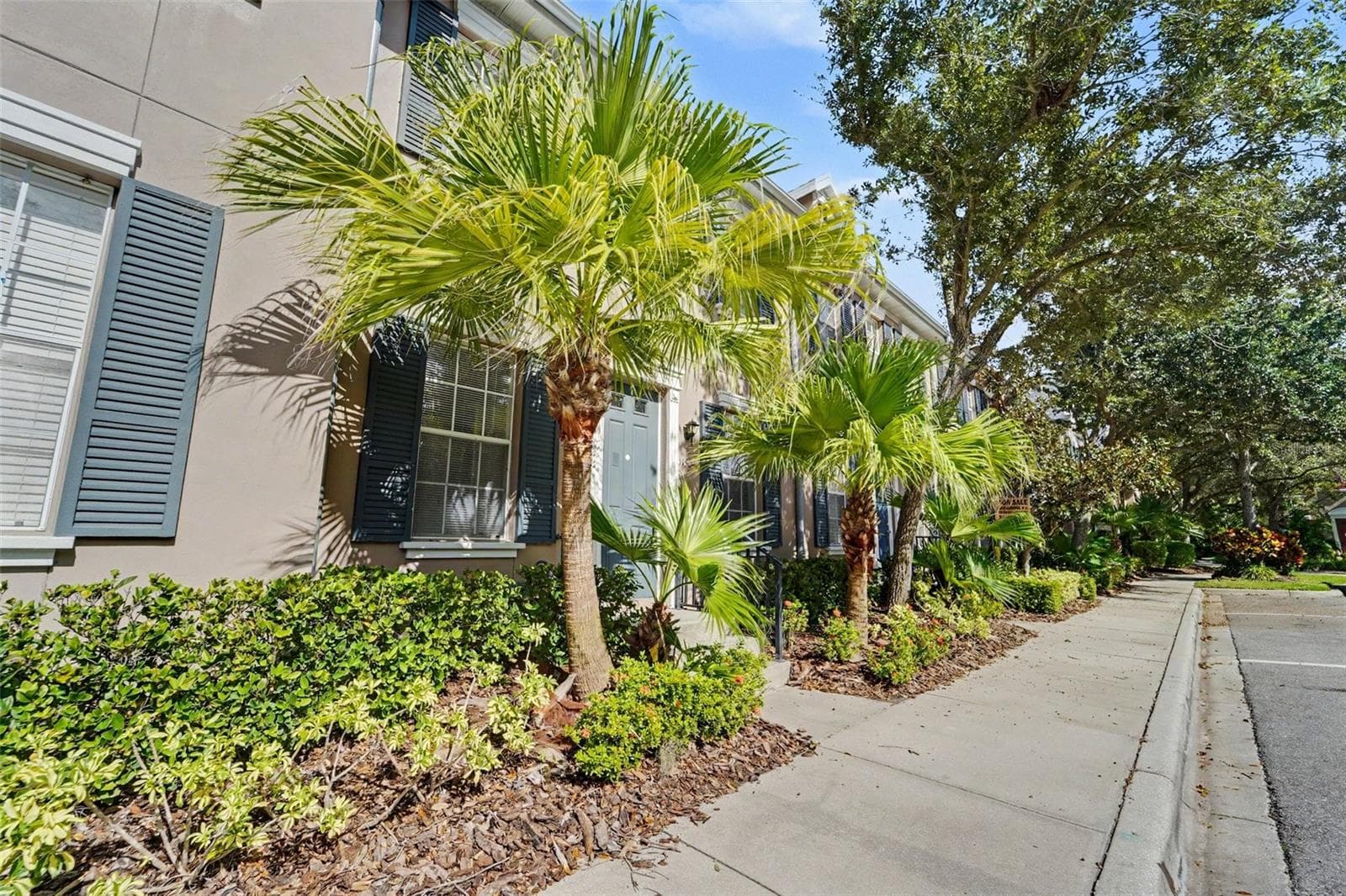 Townhouse at 11504 FOUNTAINHEAD DR, TAMPA, photo 3 of 15