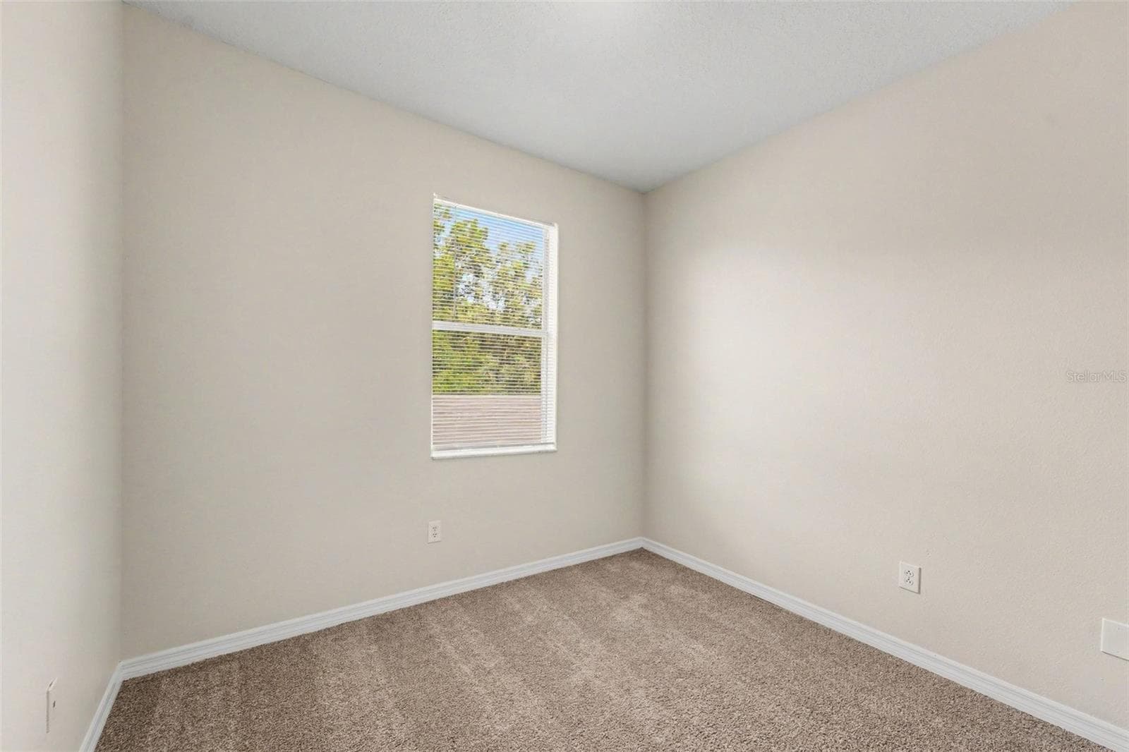 Townhouse at 11504 FOUNTAINHEAD DR, TAMPA, photo 9 of 15