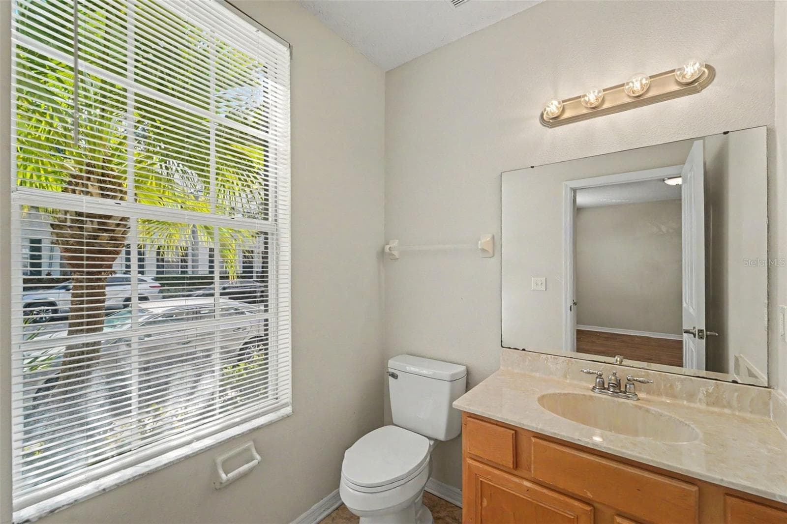 Townhouse at 11504 FOUNTAINHEAD DR, TAMPA, photo 13 of 15