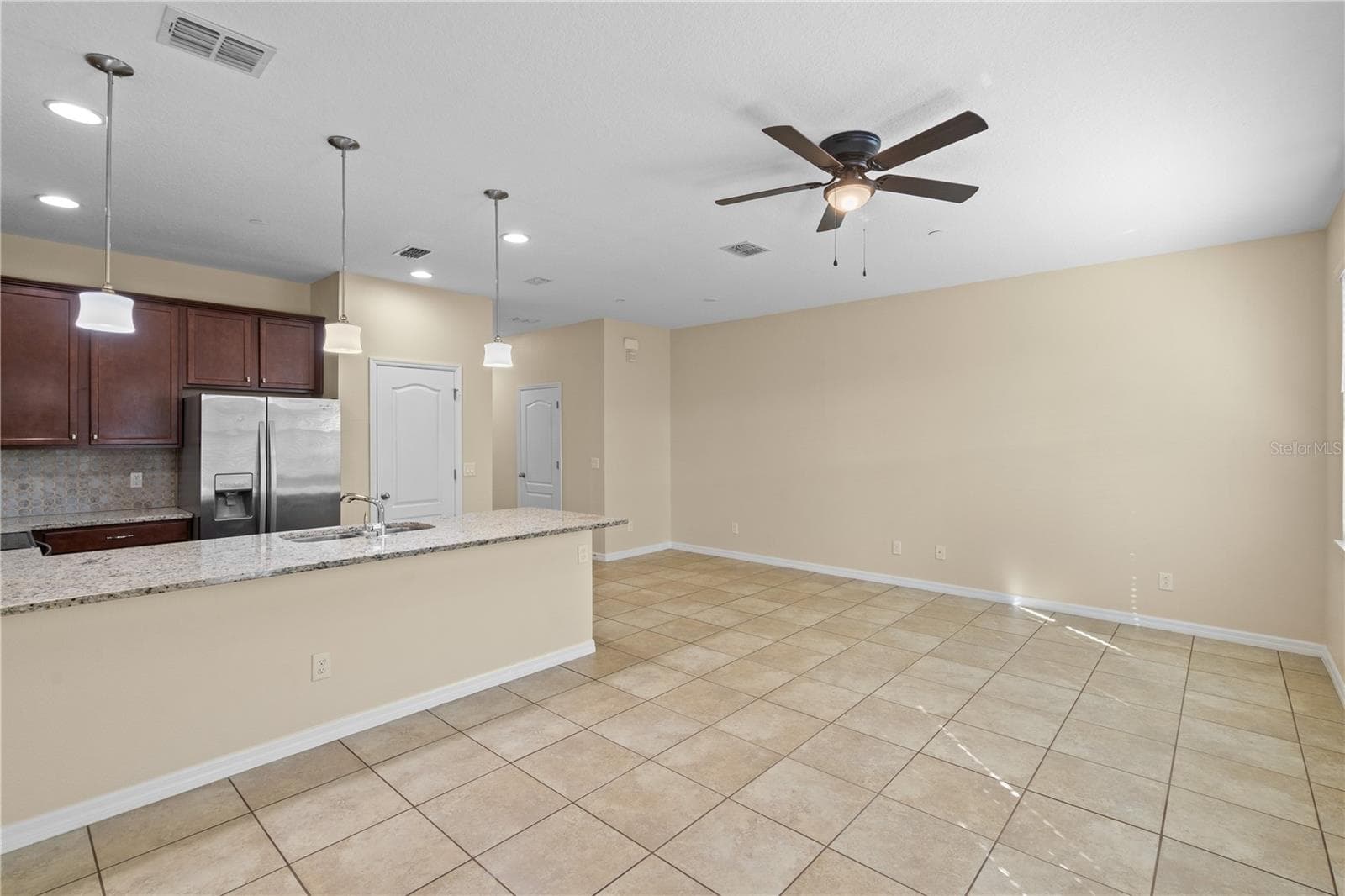 Townhouse at 1083 TARAMUNDI DR, OVIEDO, photo 5 of 22