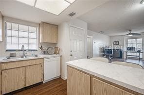Condominium at 4112 ASHFORD GREEN PL #I203, TAMPA, photo 8 of 20
