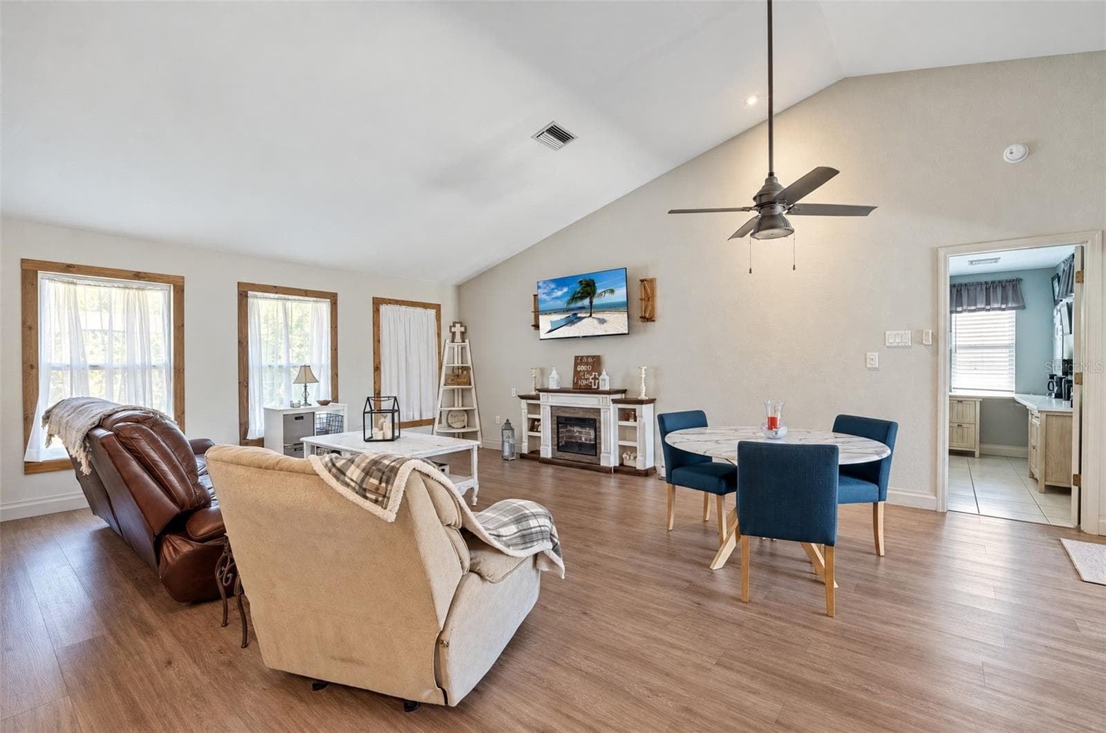 Living Room - 3065 CLIFFORD ST, PUNTA GORDA