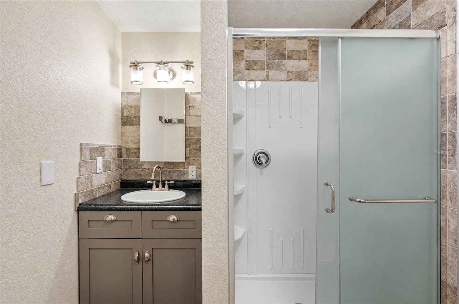 Bathroom - 3065 CLIFFORD ST, PUNTA GORDA