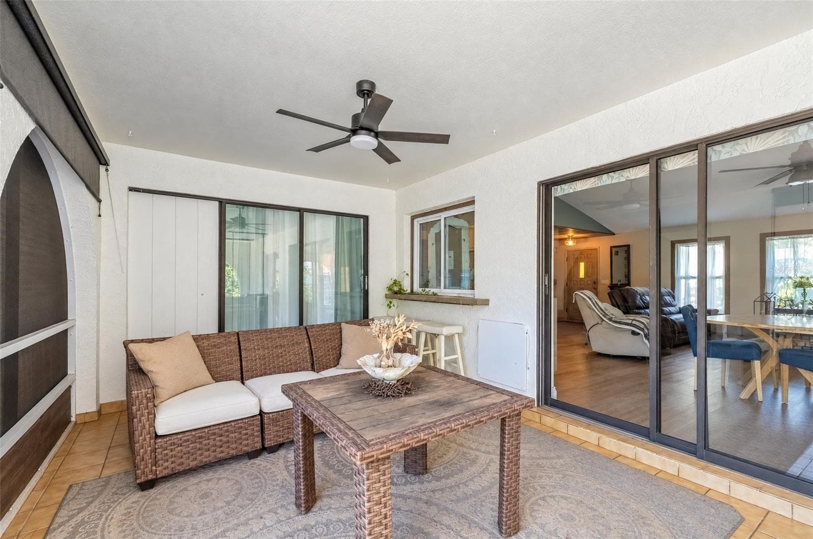 Lanai - 3065 CLIFFORD ST, PUNTA GORDA