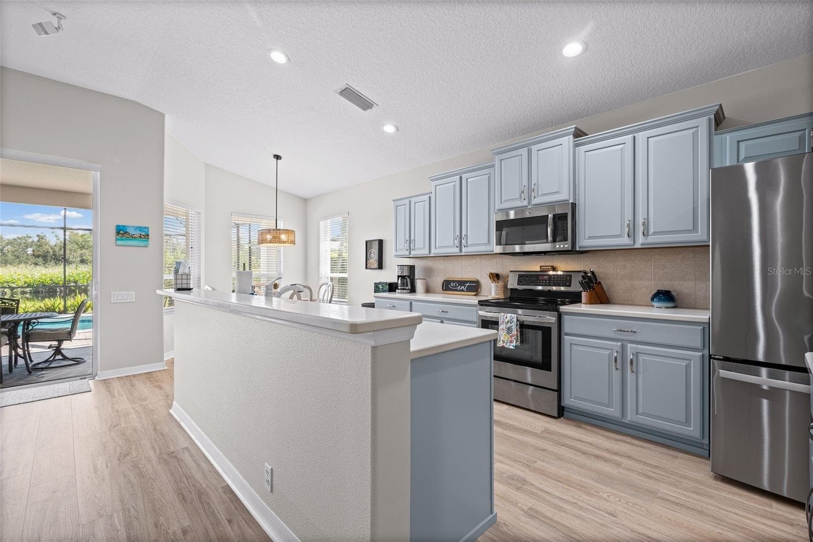 Single Family Residence at 7164 DREWRYS BLF, BRADENTON, photo 10 of 53