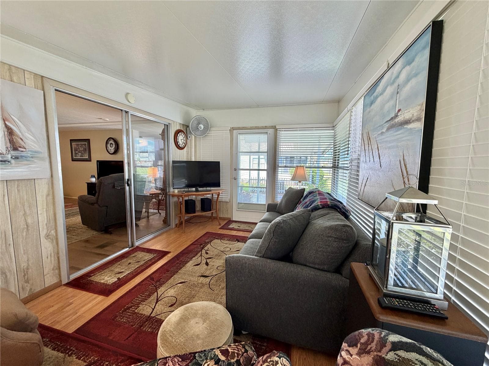 Mobile Home at 131 BOUGAINVILLEA DR, LEESBURG, photo 17 of 68