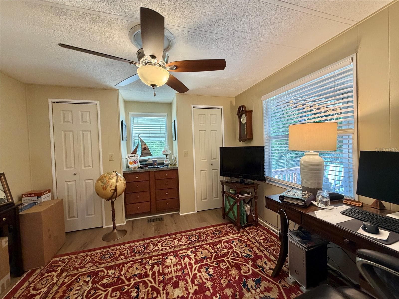 Mobile Home at 131 BOUGAINVILLEA DR, LEESBURG, photo 47 of 68