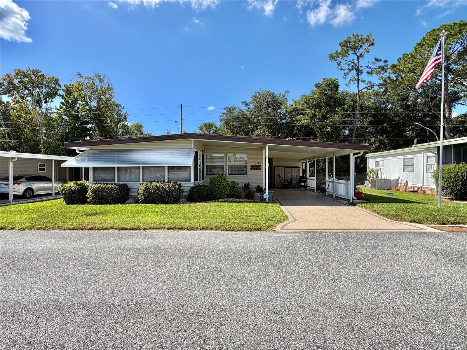 Mobile Home at 131 BOUGAINVILLEA DR, LEESBURG, photo 62 of 68