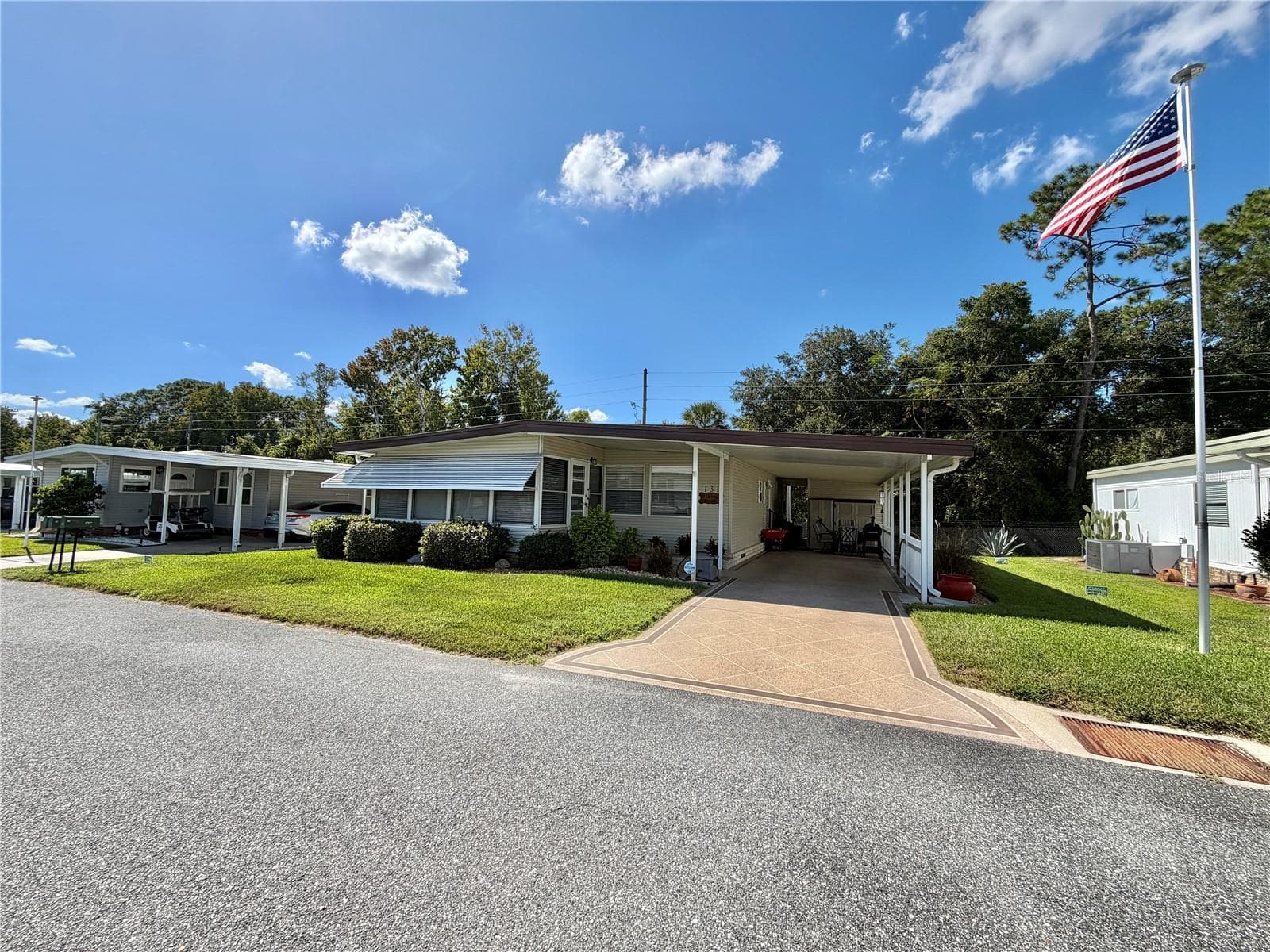 Mobile Home at 131 BOUGAINVILLEA DR, LEESBURG, photo 63 of 68