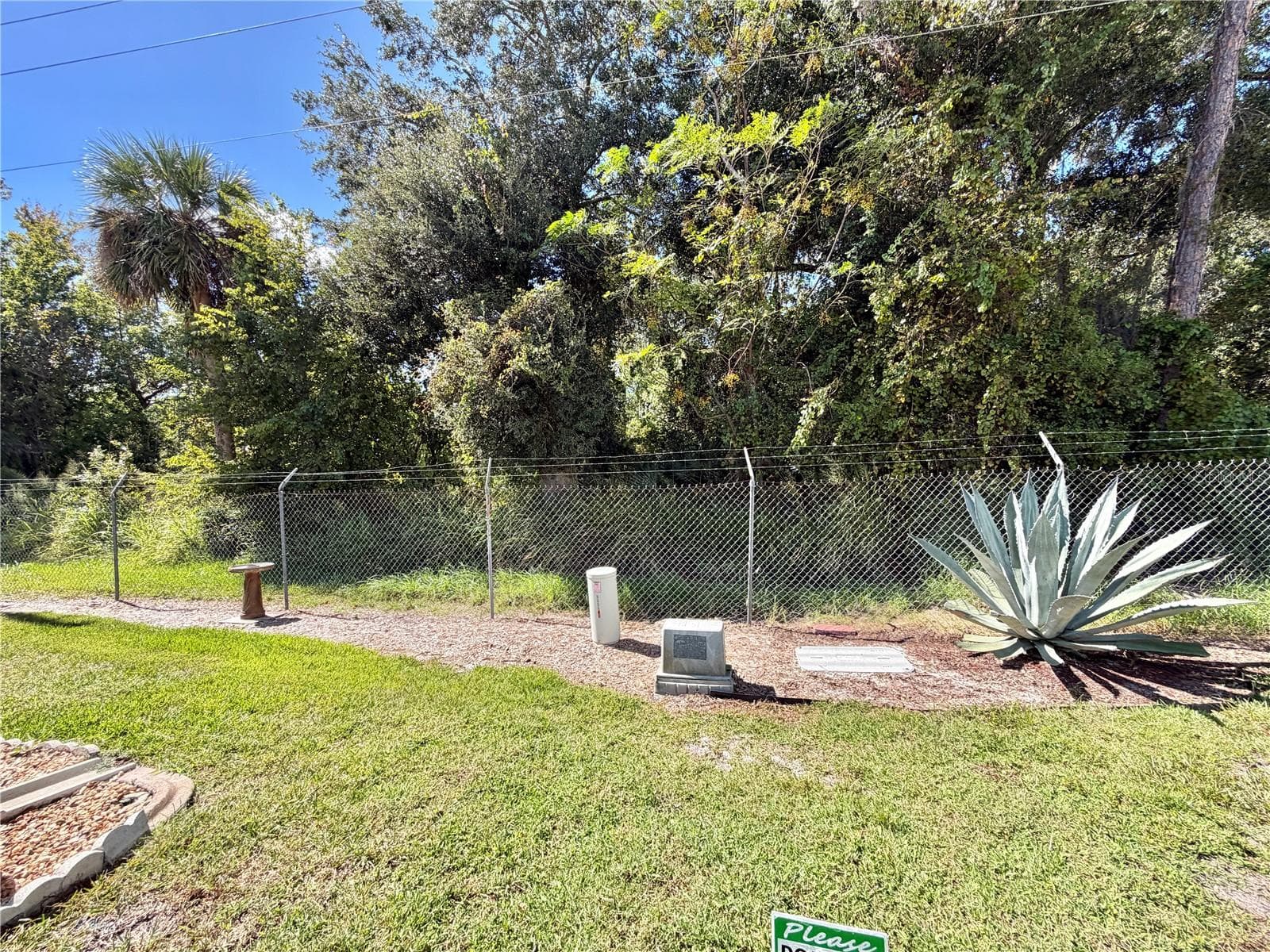 Mobile Home at 131 BOUGAINVILLEA DR, LEESBURG, photo 67 of 68