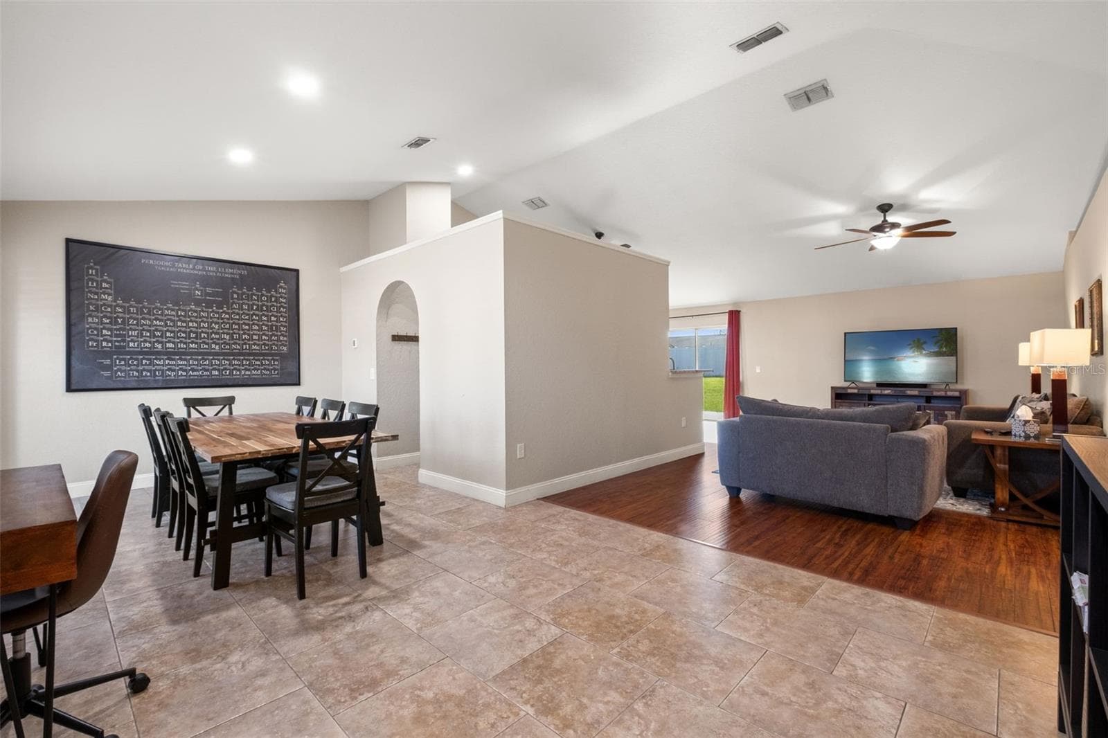 Single Family Residence at 11134 MAYFLOWER RD, SPRING HILL, photo 12 of 42