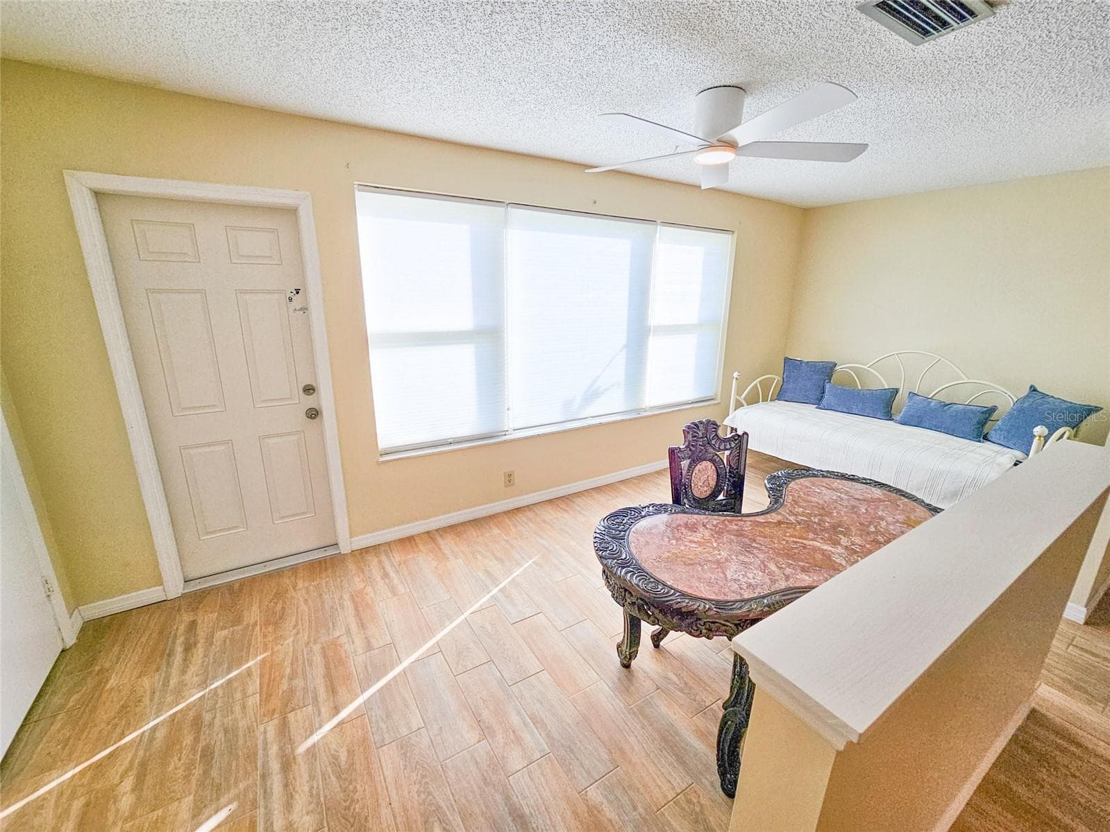Florida Room Area. - 2850 59TH ST S #112, GULFPORT