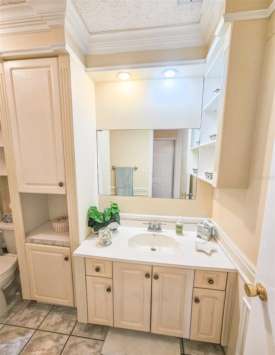 Bathroom Area. - 2850 59TH ST S #112, GULFPORT