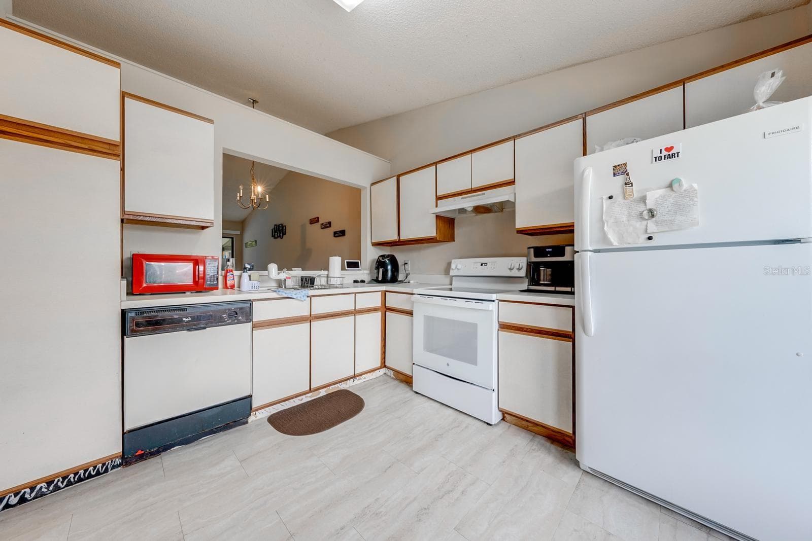 Townhouse at 2904 SQUIRE OAK CT, ST CLOUD, photo 9 of 17