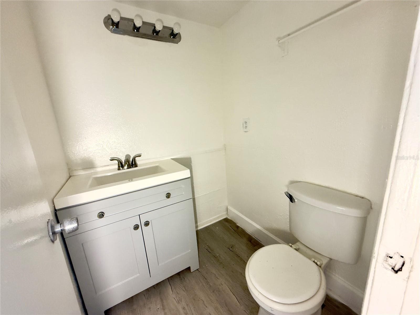 Condominium at 4030 NORWICH RD #2404, ORLANDO, photo 5 of 24