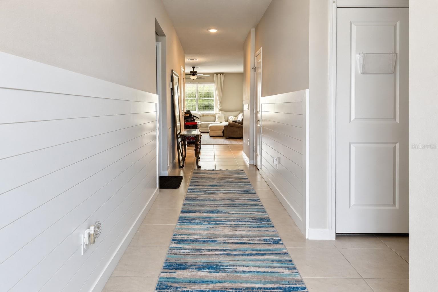 Welcoming Front Entryway - 30390 CARAVELLE LN, WESLEY CHAPEL