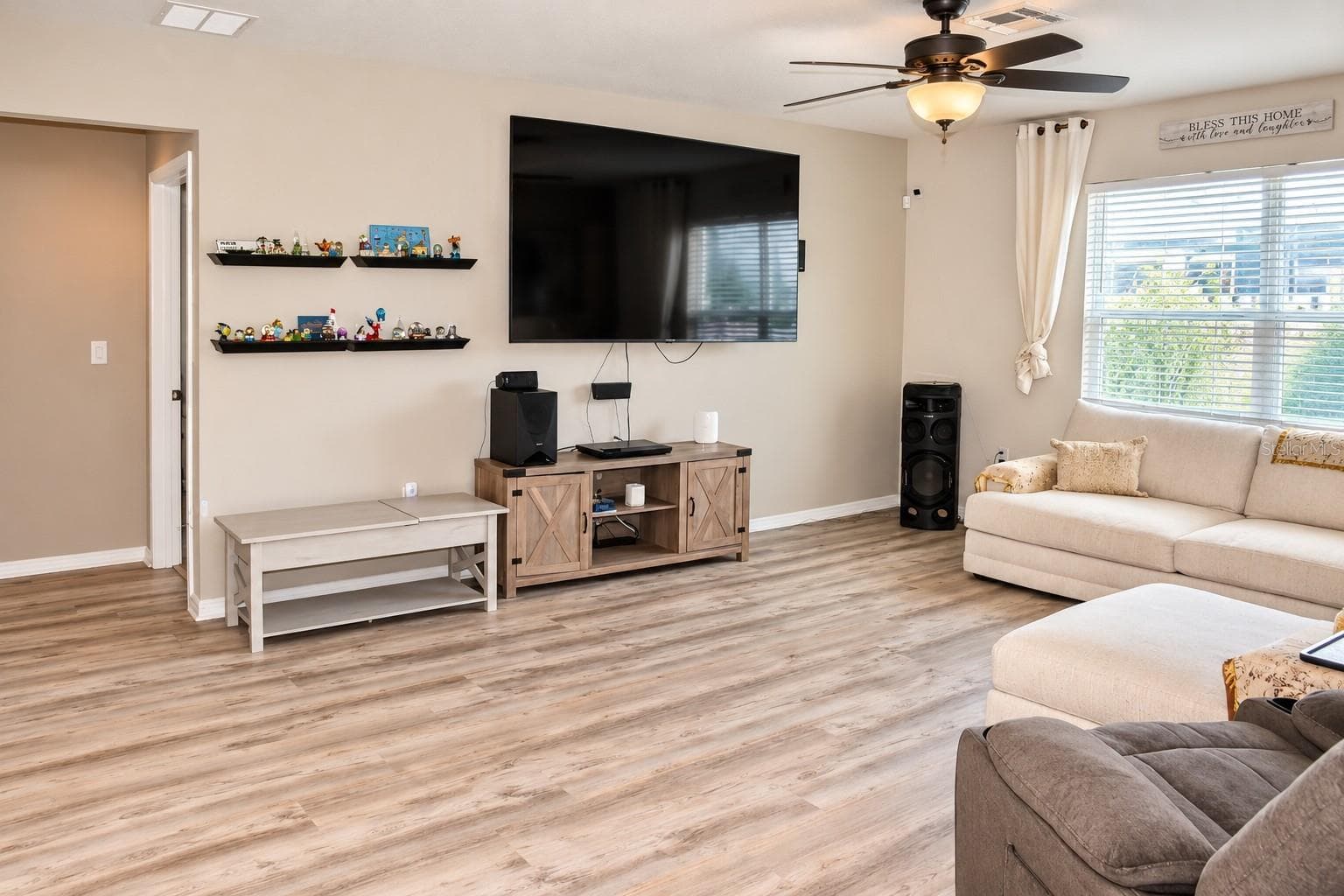 Entertainment Area - 30390 CARAVELLE LN, WESLEY CHAPEL