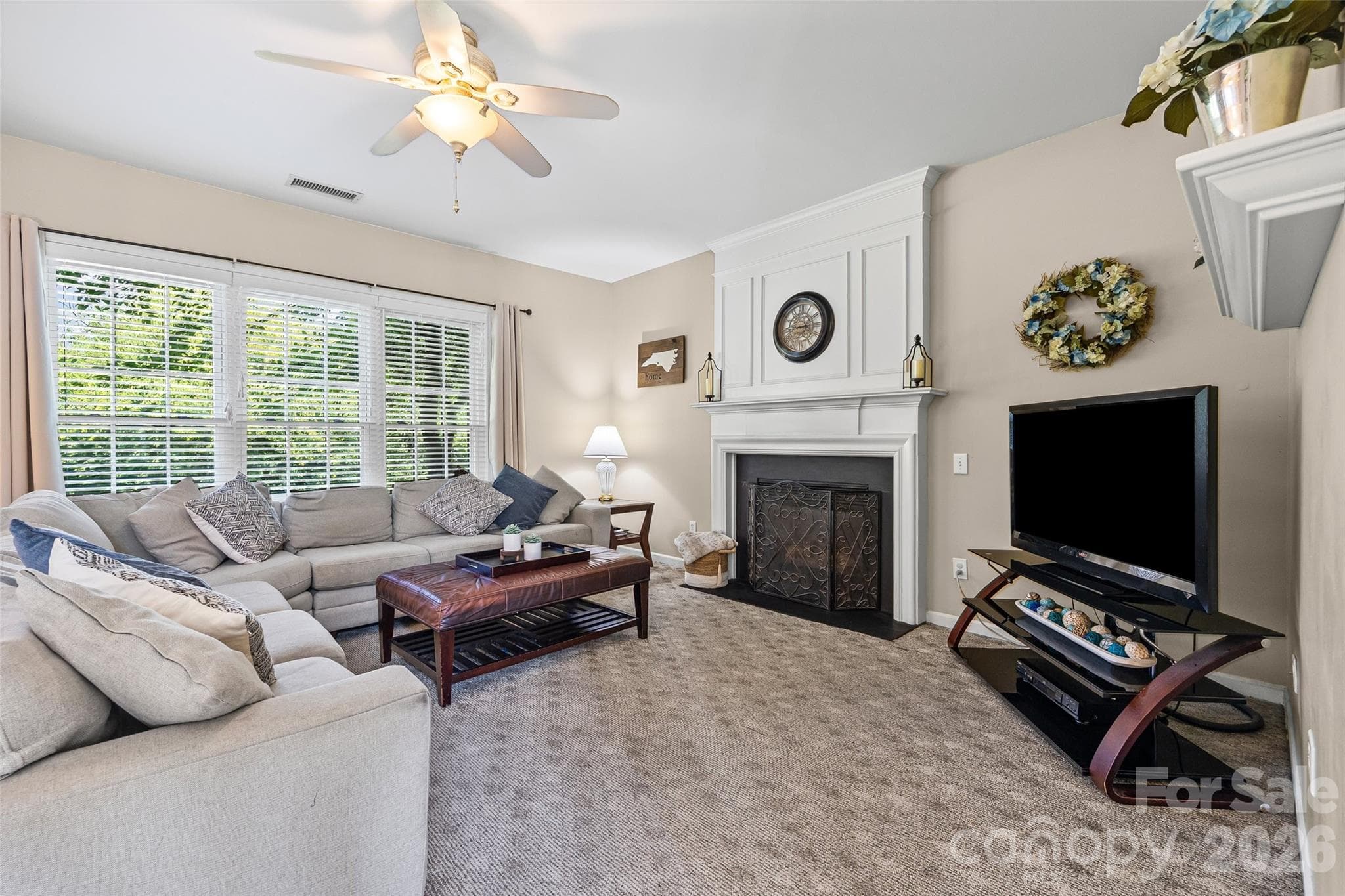 Family Room - 5899 Crimson Oak Court, Harrisburg