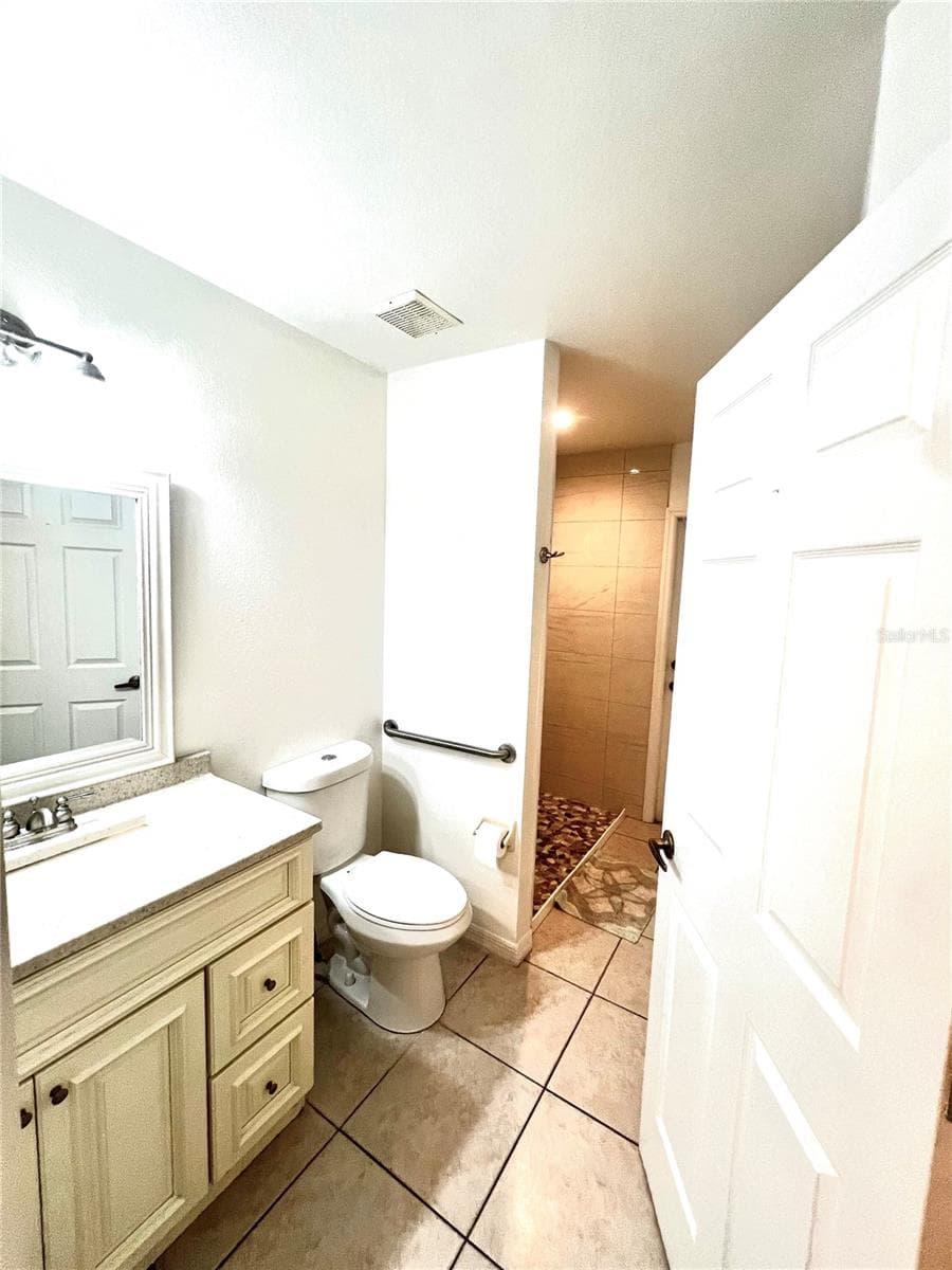 Bathroom #2 - 3805 RUNNING WATER DR, ORLANDO
