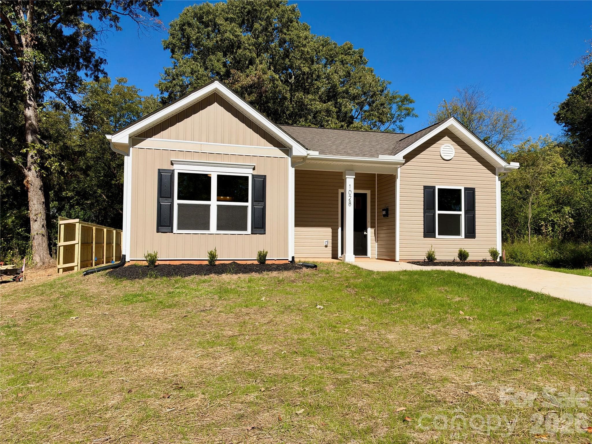 1028 Saratoga Drive