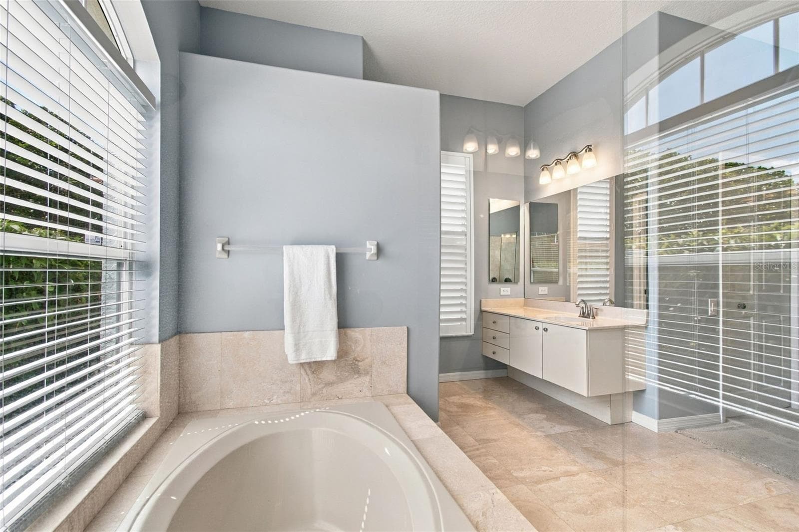 Primary bathroom - 5406 E LONGBOAT, TAMPA