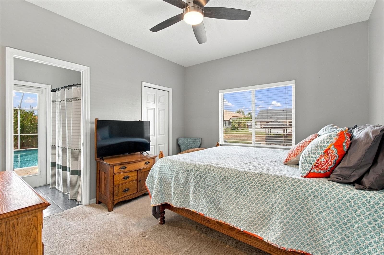 Bedroom 2 & pool bath - 5406 E LONGBOAT, TAMPA