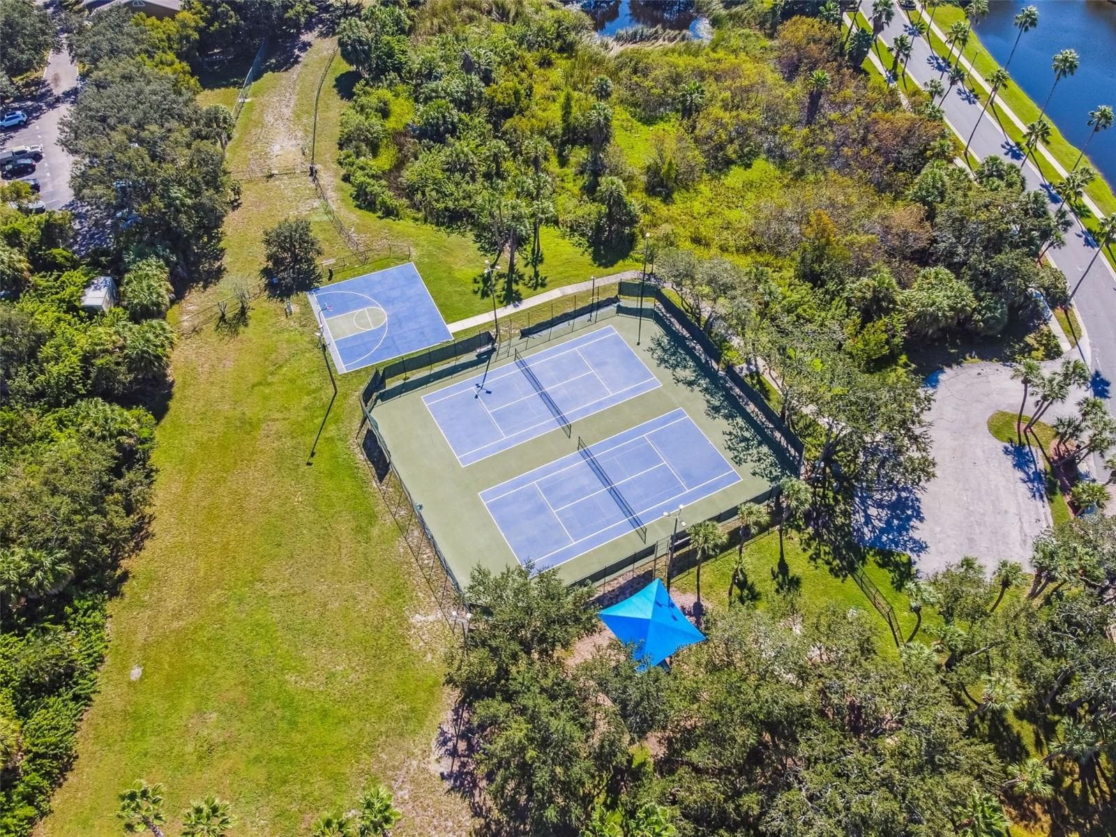 Single Family Residence at 5406 E LONGBOAT, TAMPA, photo 75 of 83
