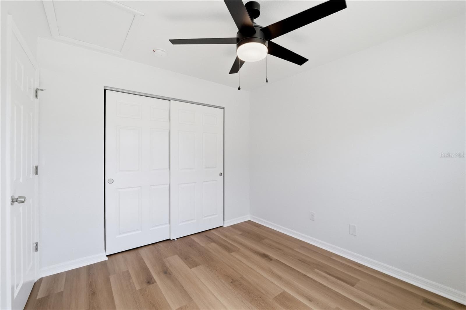 Single Family Residence at 1102 E SITKA ST, TAMPA, photo 16 of 27