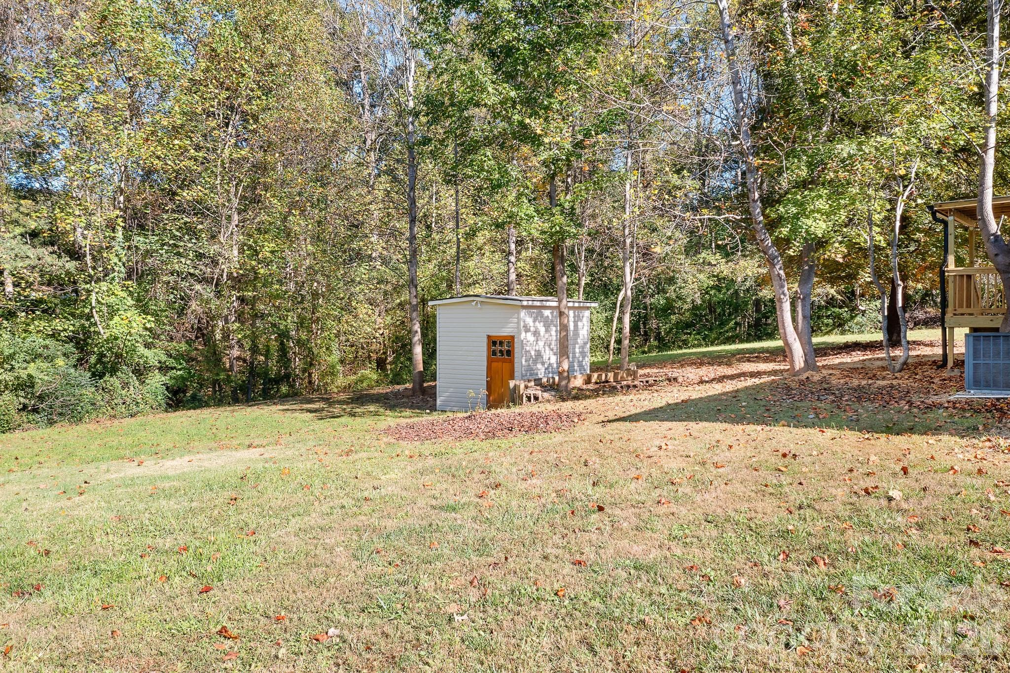 Yard - 782 Monterey Drive, Iron Station