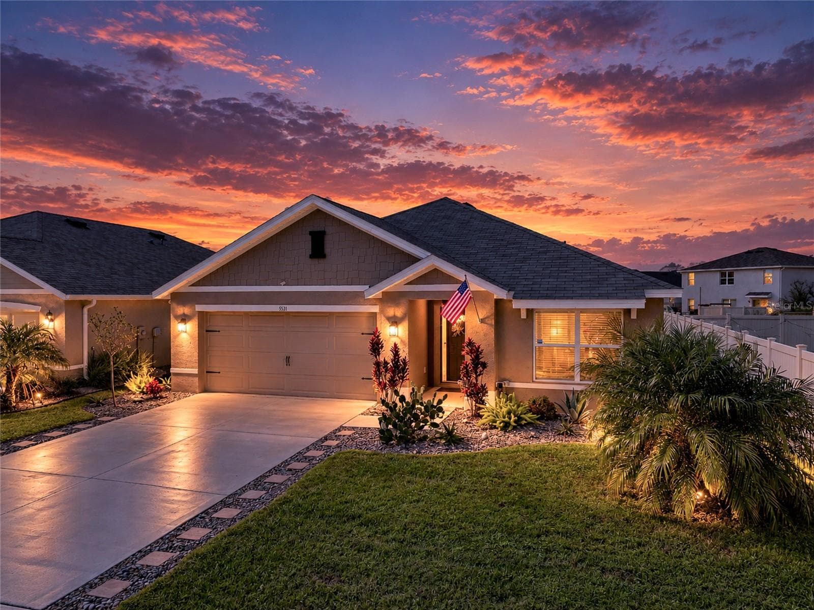 5531 FLAGSTONE TRL