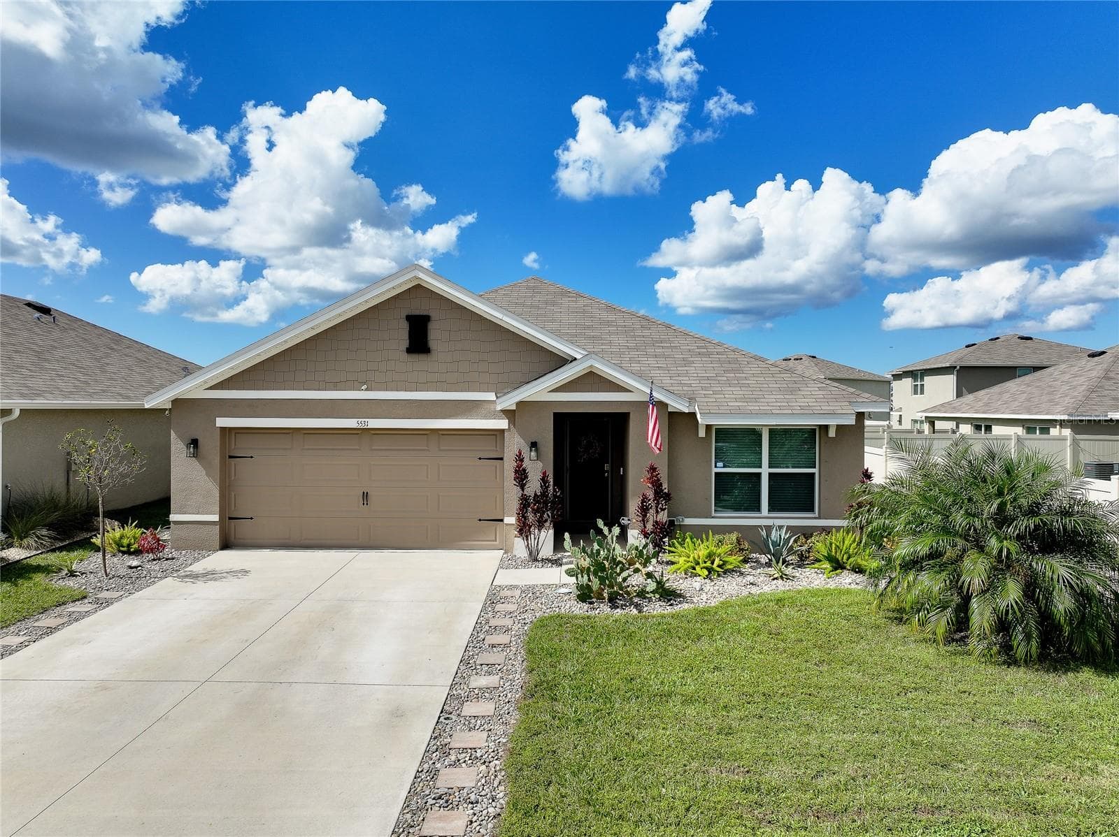 Single Family Residence at 5531 FLAGSTONE TRL, PALMETTO, photo 2 of 89