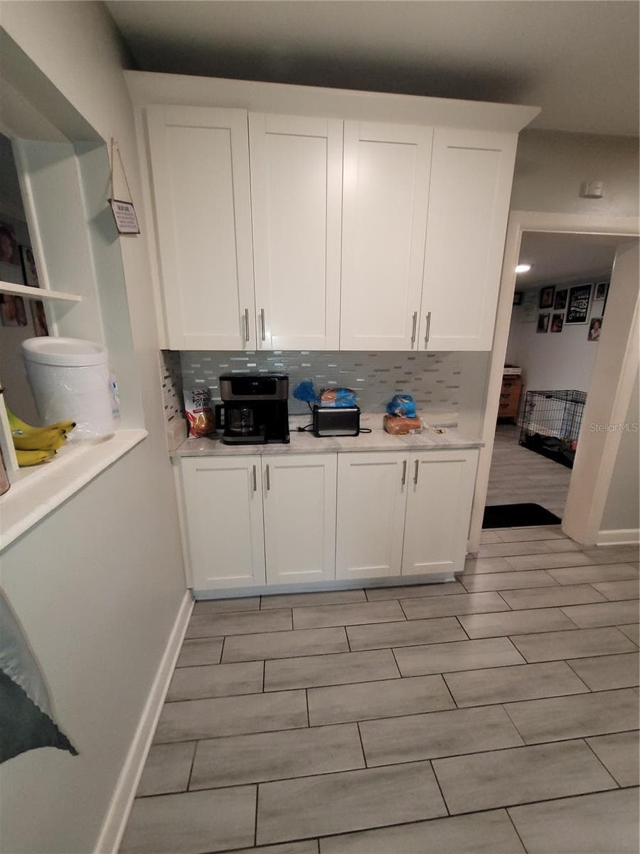 Single Family Residence at 4417 BOOKER T DR, TAMPA, photo 11 of 20