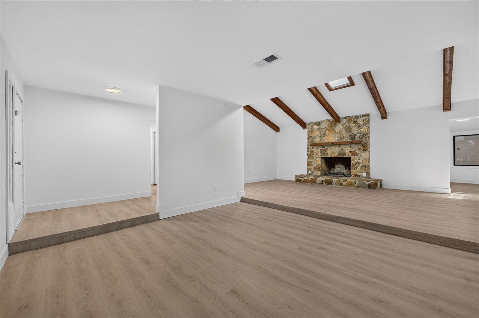 Single Family Residence at 326 COBLE DR, LONGWOOD, photo 4 of 32