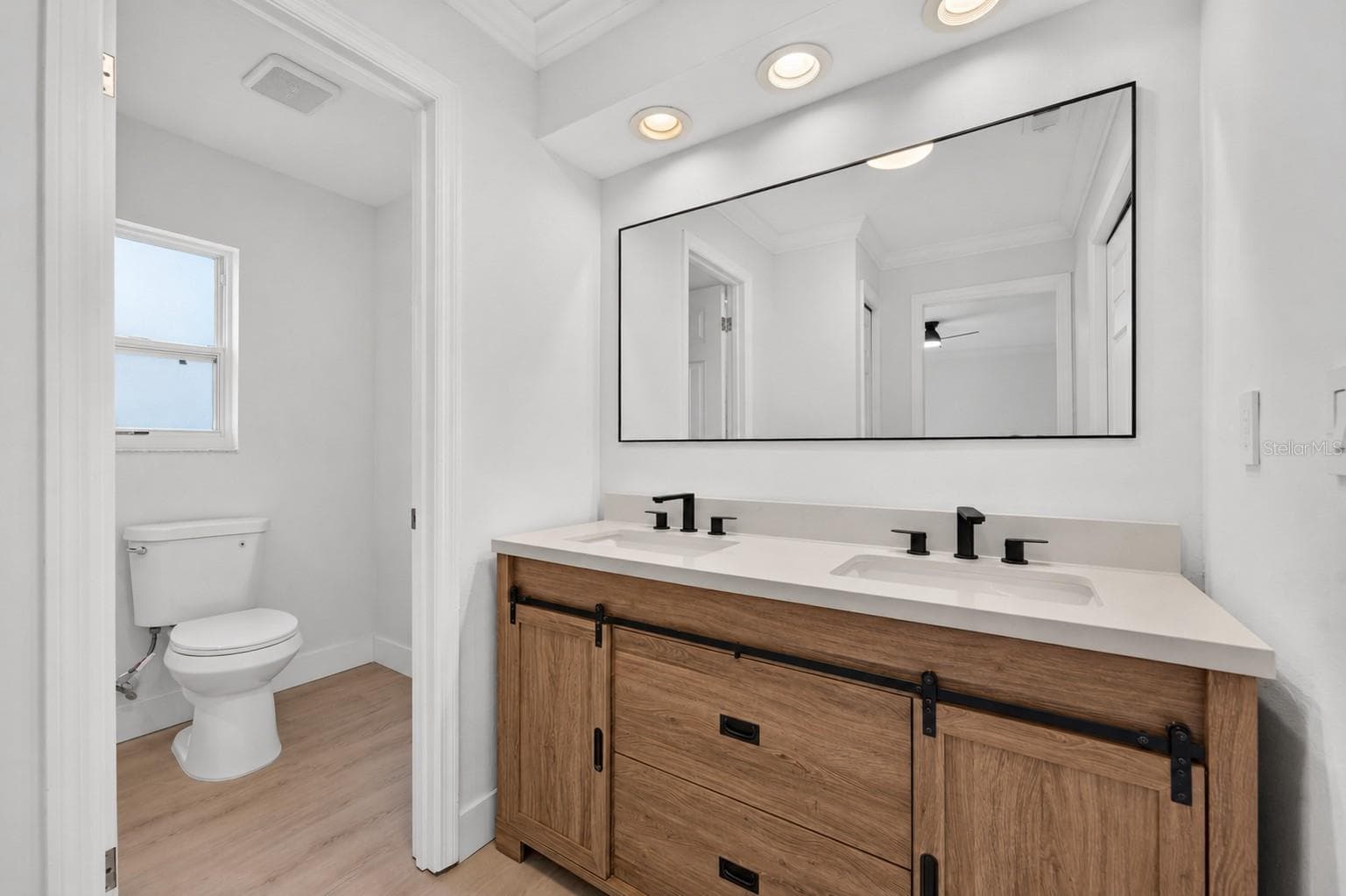 Single Family Residence at 326 COBLE DR, LONGWOOD, photo 14 of 32