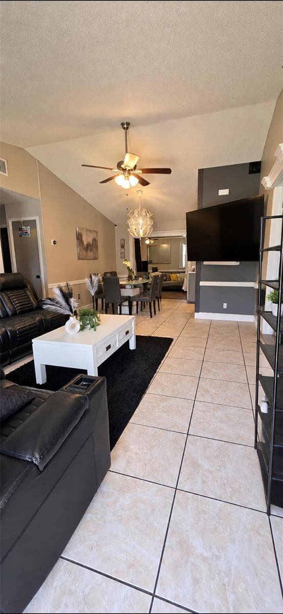 Single Family Residence at 2822 ROUNDABOUT LN, ORLANDO, photo 10 of 33