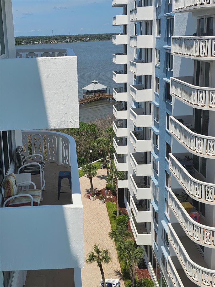 Condominium at 925 N HALIFAX AVE #909, DAYTONA BEACH, photo 11 of 22