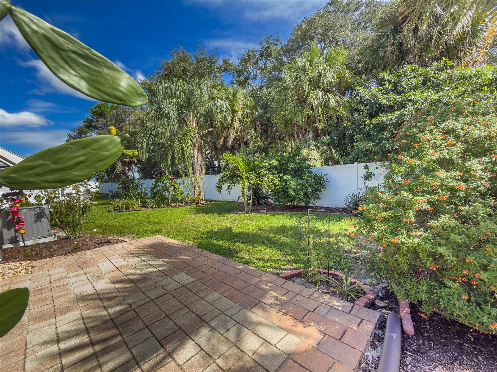 Paver Patio in Back Yard - 808 53RD AVE E #191, BRADENTON