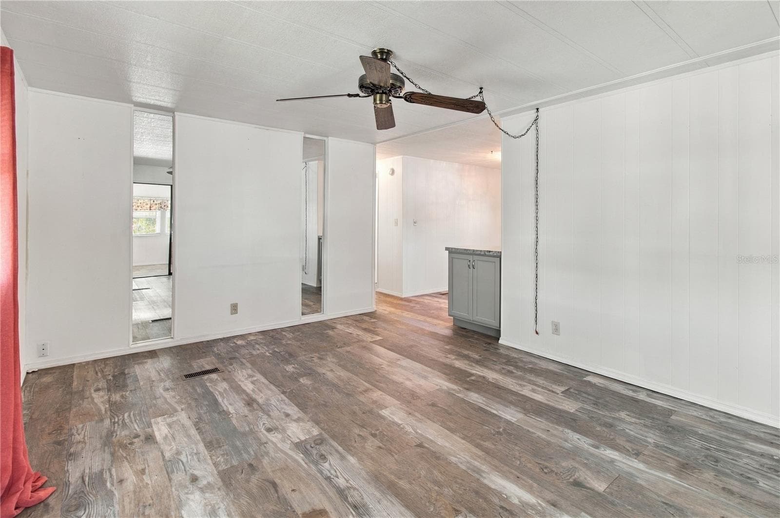 Living Room - 808 53RD AVE E #191, BRADENTON