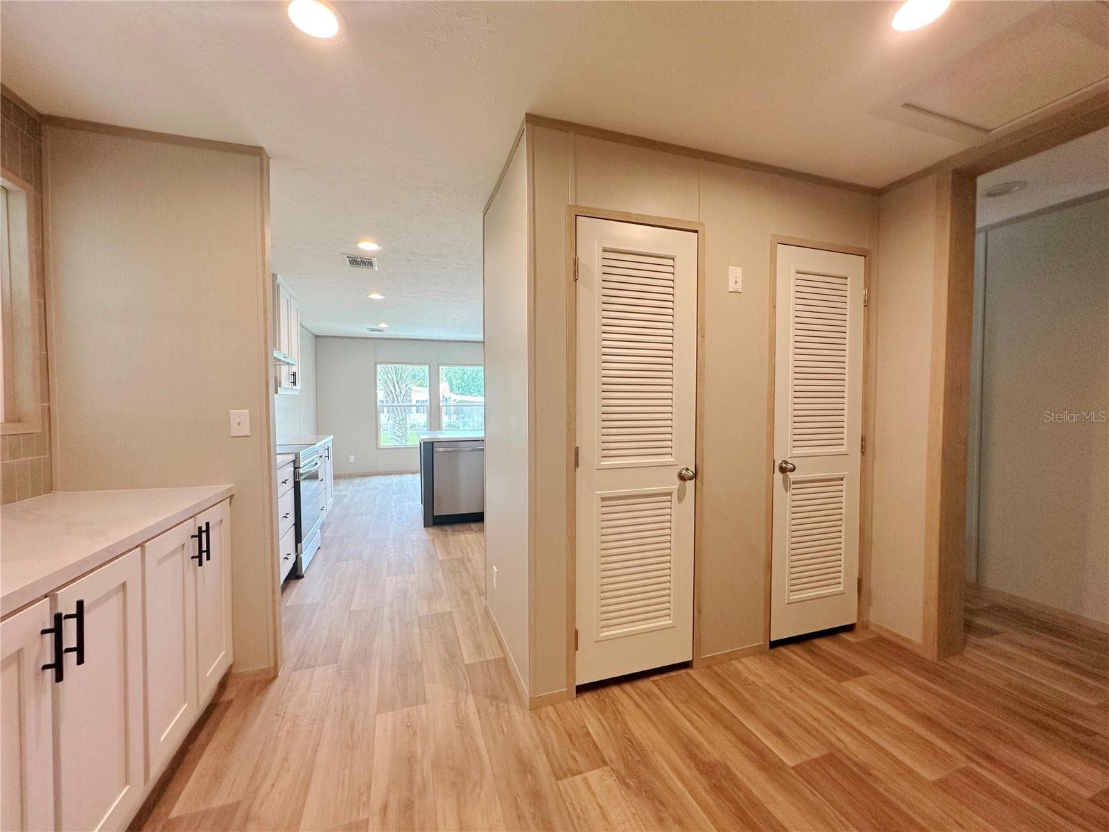 Manufactured Home at 18 ROBIN RD, WILDWOOD, photo 12 of 34