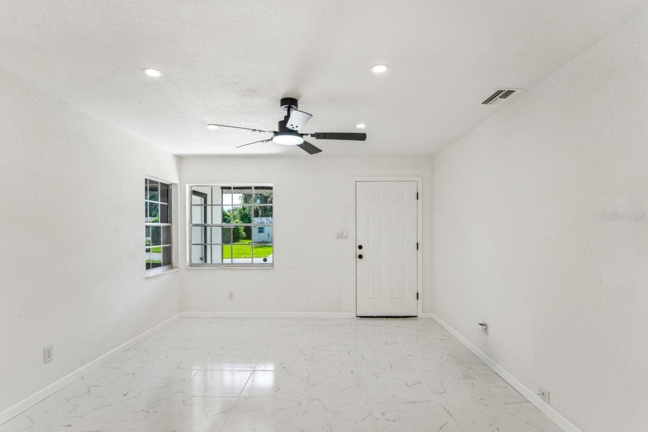 Living Room - 31043 WILLOW BANK AVE, BROOKSVILLE