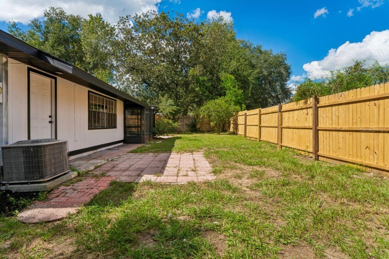 Fenced Yard - 31043 WILLOW BANK AVE, BROOKSVILLE