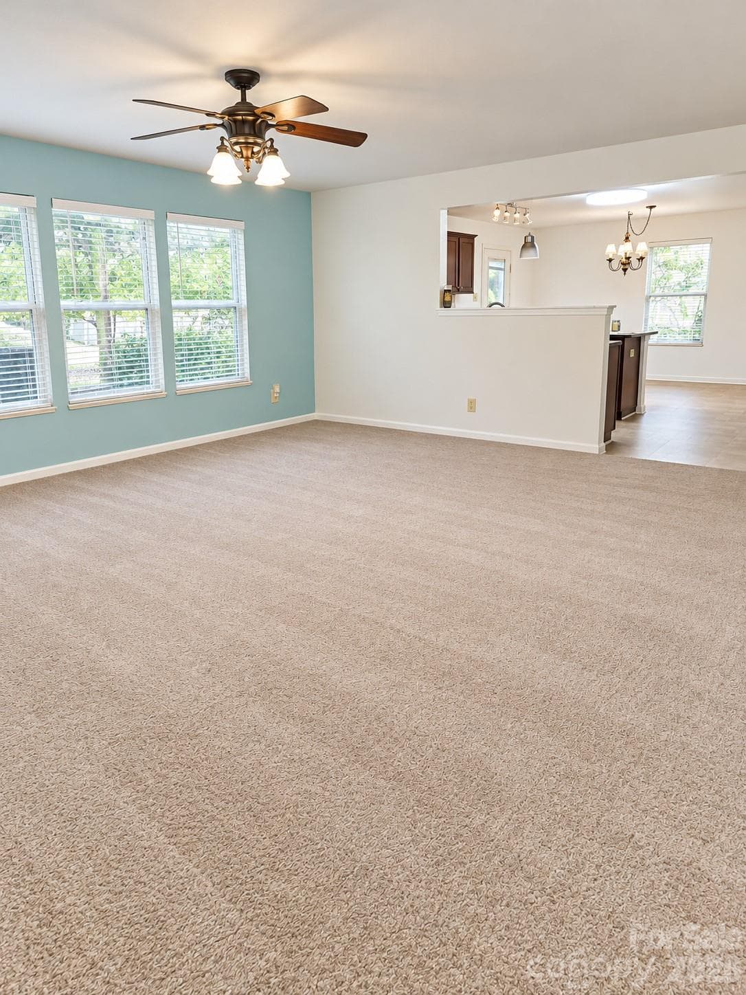 Single Family Residence at 3248 Pikes Peak Drive, Gastonia, photo 3 of 38